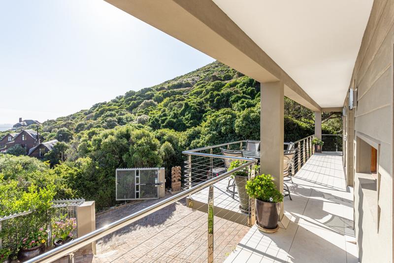 To Let 3 Bedroom Property for Rent in Chapman